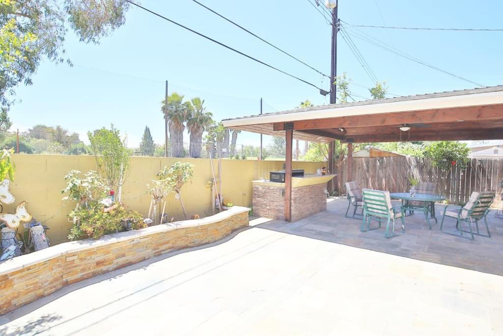 5 Rooms Villa Near Disneyland, Golf Course And Trial To Beach 圣安娜 外观 照片